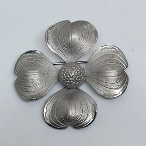 Vintage Giovanni Flower Brooch‎